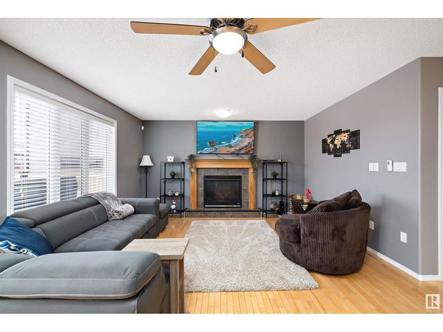 9404 106 Av, House detached with 3 bedrooms, 2 bathrooms and null parking in Morinville AB | Image 14
