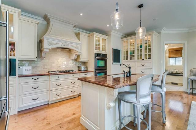 5 Woodington Crt, House detached with 4 bedrooms, 4 bathrooms and 6 parking in Whitby ON | Image 6