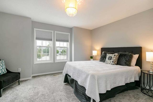 80 Bexley Cres, House attached with 3 bedrooms, 3 bathrooms and 3 parking in Whitby ON | Image 21