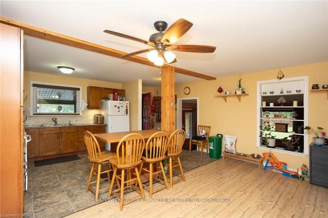 330 County Road 41, House detached with 2 bedrooms, 3 bathrooms and 8 parking in Kawartha Lakes ON | Image 3