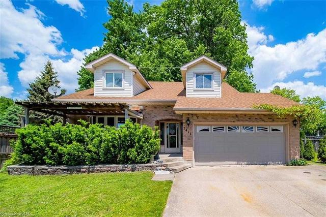 7411 Petrullo Crt, House detached with 3 bedrooms, 4 bathrooms and 6 parking in Niagara Falls ON | Image 1