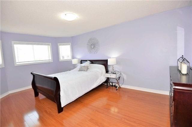 92 Harty Cres, House detached with 4 bedrooms, 4 bathrooms and 4 parking in Ajax ON | Image 12