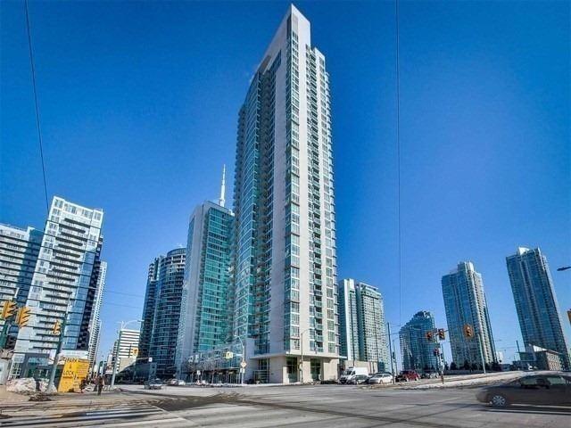 1511 - 397 Front St W, Condo with 2 bedrooms, 2 bathrooms and 1 parking in Toronto ON | Image 1