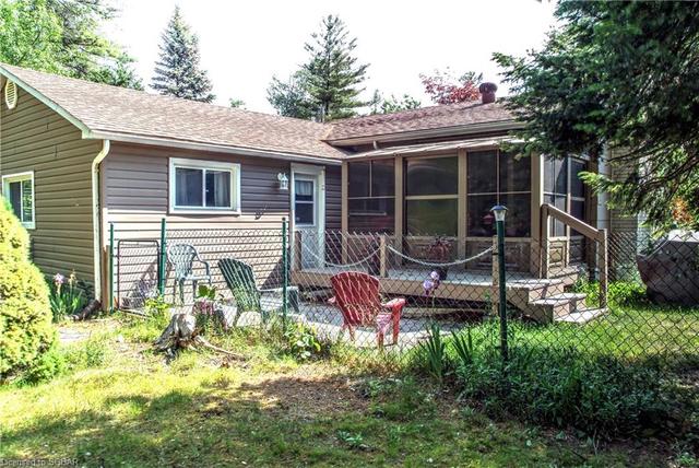 12 72nd Street N, House detached with 3 bedrooms, 1 bathrooms and null parking in Wasaga Beach ON | Image 7