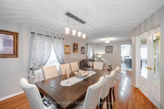 41 Donna Dr, House detached with 4 bedrooms, 4 bathrooms and 4 parking in Brampton ON | Image 38