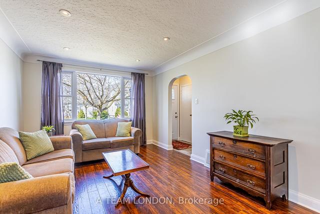 86 Linwood St, House detached with 2 bedrooms, 1 bathrooms and 4 parking in London ON | Image 33