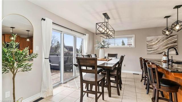 513 Juliana Drive Drive, House detached with 4 bedrooms, 3 bathrooms and 8 parking in Strathroy Caradoc ON | Image 3