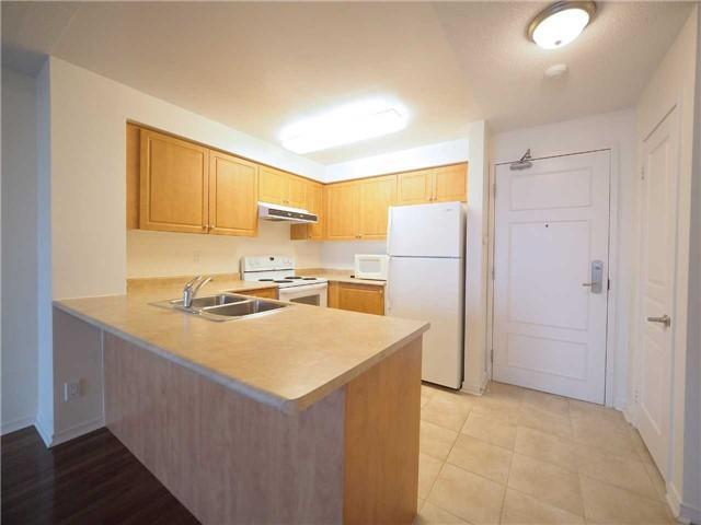 Lph07 - 330 Red Maple Rd, Condo with 1 bedrooms, 1 bathrooms and 1 parking in Richmond Hill ON | Image 3