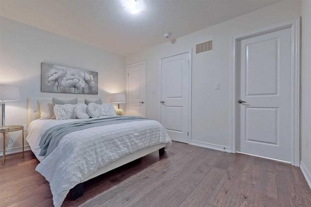 209 Kincardine St, House detached with 4 bedrooms, 4 bathrooms and 4 parking in Vaughan ON | Image 26