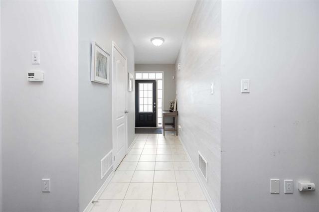 73 Chant Cres, House attached with 3 bedrooms, 3 bathrooms and 3 parking in Ajax ON | Image 25