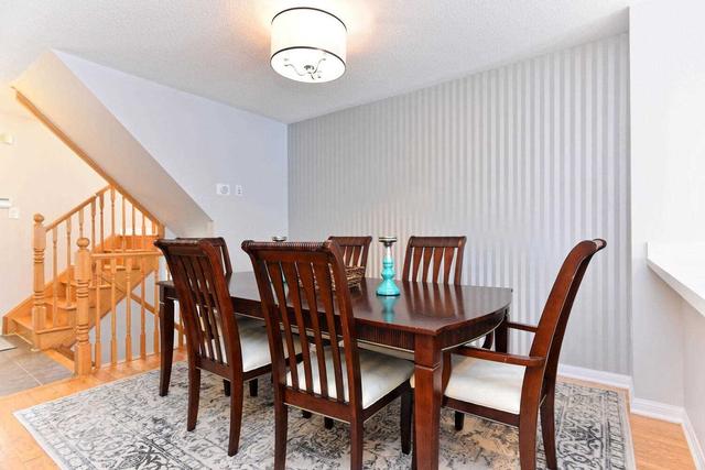 780 Johnson Hts, House attached with 3 bedrooms, 3 bathrooms and 2 parking in Milton ON | Image 32