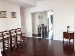 3710 - 832 Bay St, Condo with 3 bedrooms, 2 bathrooms and 1 parking in Toronto ON | Image 8