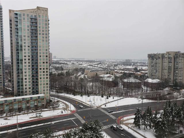 1806 - 3700 Kaneff Cres, Condo with 1 bedrooms, 1 bathrooms and 1 parking in Mississauga ON | Image 4