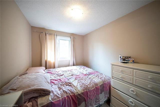 f - 153 Brantwood Park Road, House attached with 3 bedrooms, 1 bathrooms and 1 parking in Brantford ON | Image 23