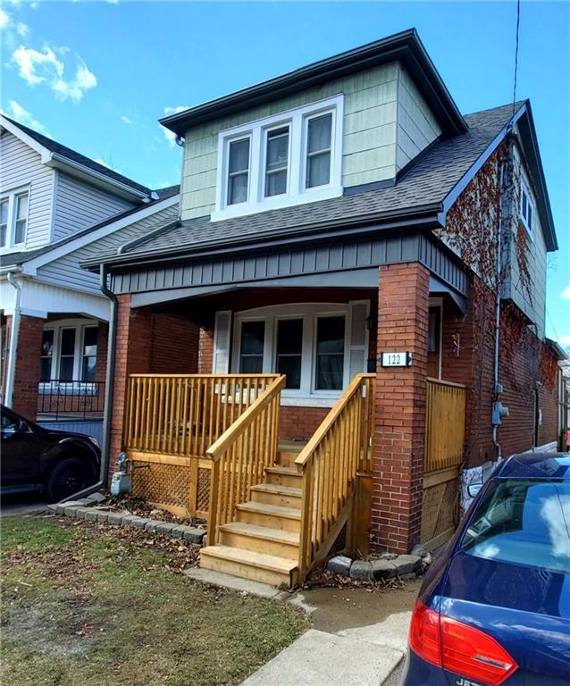 122 Province Street S, House detached with 3 bedrooms, 1 bathrooms and 1 parking in Hamilton ON | Image 2