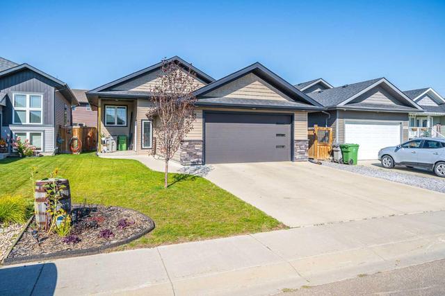 4204 40 Street Close, House detached with 4 bedrooms, 2 bathrooms and 4 parking in Lloydminster (Part) SK | Image 1