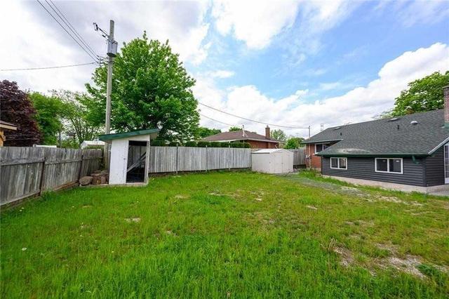 38 Franklin Blvd, House detached with 3 bedrooms, 2 bathrooms and 5 parking in St. Catharines ON | Image 33