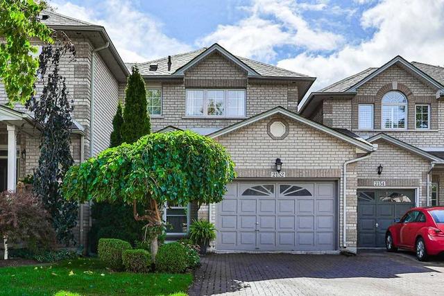 2152 Crosswinds Crt, House attached with 3 bedrooms, 3 bathrooms and 5 parking in Burlington ON | Card Image