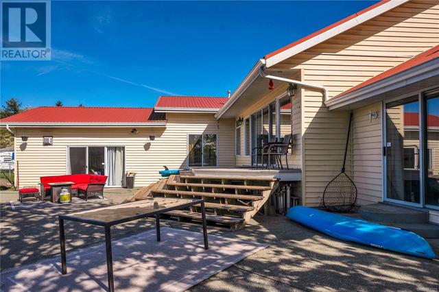 1590 20th Ave, House detached with 3 bedrooms, 2 bathrooms and 3 parking in Campbell River BC | Image 16