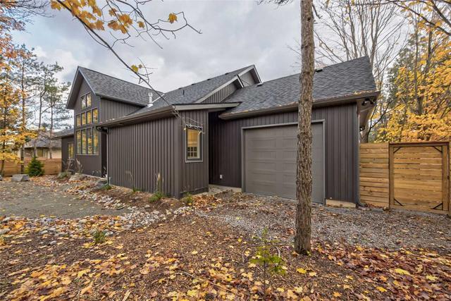 76 Highland Dr, House detached with 2 bedrooms, 4 bathrooms and 11 parking in Oro Medonte ON | Image 32
