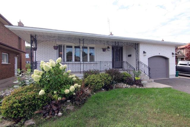 5 Evelyne Circle, House detached with 5 bedrooms, 2 bathrooms and 6 parking in St. Catharines ON | Image 17