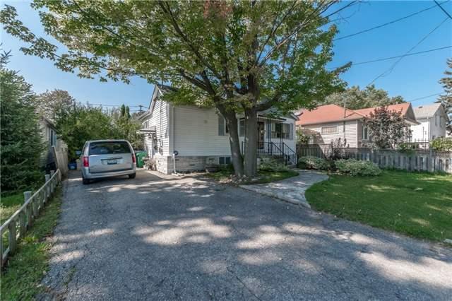 1068 Strathy Ave, House detached with 1 bedrooms, 2 bathrooms and 4 parking in Mississauga ON | Image 4