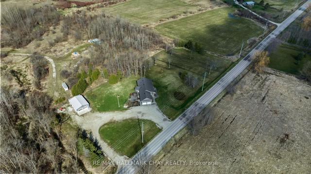 1414 Fairgrounds Rd N, House detached with 3 bedrooms, 3 bathrooms and 20 parking in Clearview ON | Image 35