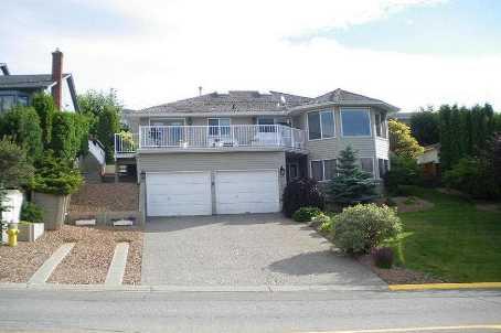 2152 Van Horne Rd, House detached with 3 bedrooms, 3 bathrooms and 3 parking in Kamloops BC | Card Image