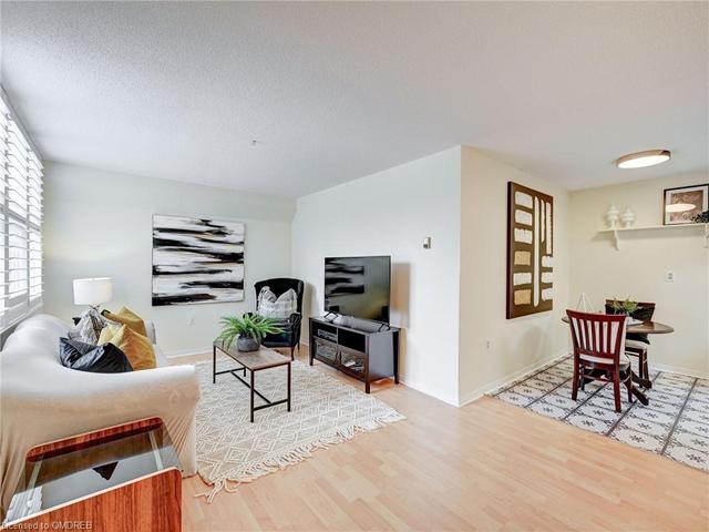 219 - 2199 Sixth Line, House attached with 2 bedrooms, 2 bathrooms and null parking in Oakville ON | Image 13