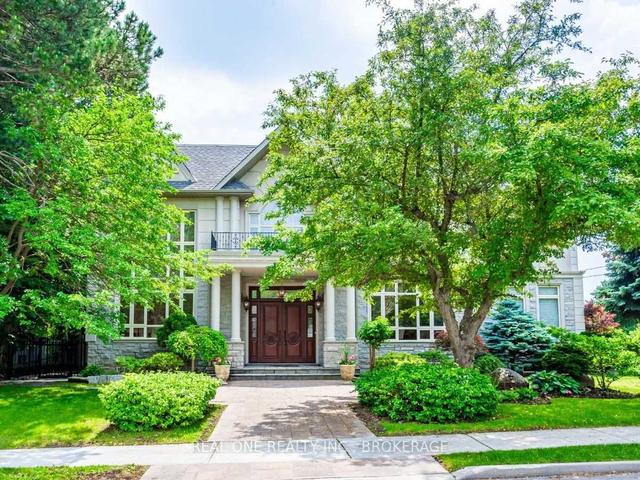 15 Royal Oak Dr, House detached with 5 bedrooms, 7 bathrooms and 10 parking in Toronto ON | Image 1