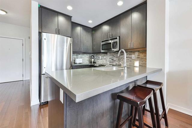 402 - 551 Maple Ave, Condo with 1 bedrooms, 1 bathrooms and 1 parking in Burlington ON | Image 6