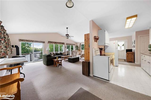 244 Burnett's Road, House detached with 4 bedrooms, 2 bathrooms and 6 parking in McKellar ON | Image 28