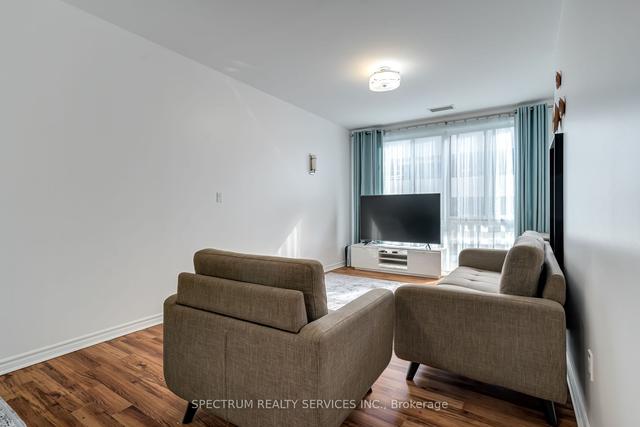 218 - 10 Gateway Blvd, Condo with 2 bedrooms, 2 bathrooms and 1 parking in Toronto ON | Image 8