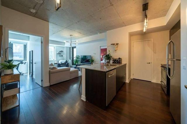 506 - 400 Wellington St W, Condo with 2 bedrooms, 2 bathrooms and 1 parking in Toronto ON | Image 26