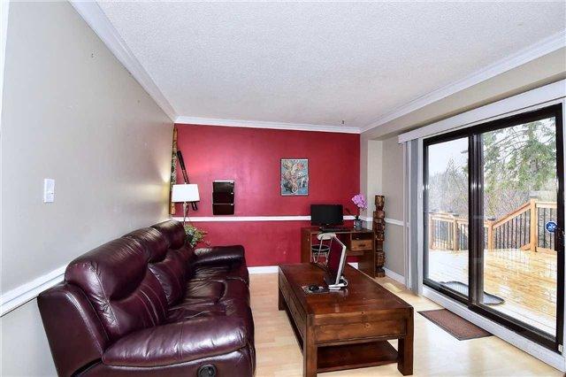 262 Lupin Dr, House detached with 4 bedrooms, 3 bathrooms and 2 parking in Whitby ON | Image 5