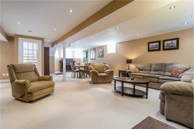 4 Bird St, House detached with 3 bedrooms, 2 bathrooms and 4 parking in Barrie ON | Image 8