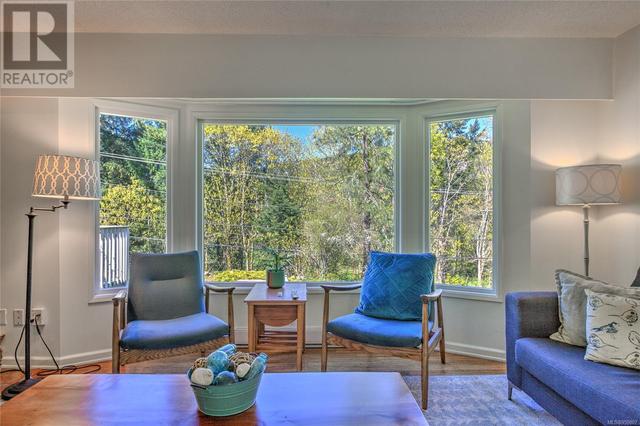 1176 Maple Bay Rd, House detached with 3 bedrooms, 3 bathrooms and 6 parking in North Cowichan BC | Image 6