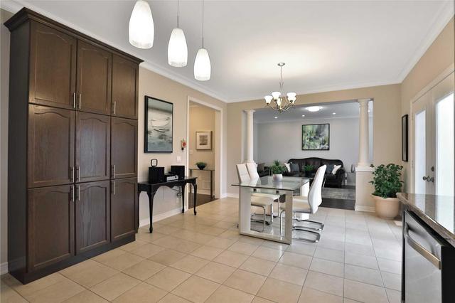 35 Keystone Cres, House detached with 4 bedrooms, 4 bathrooms and 2 parking in Hamilton ON | Image 9