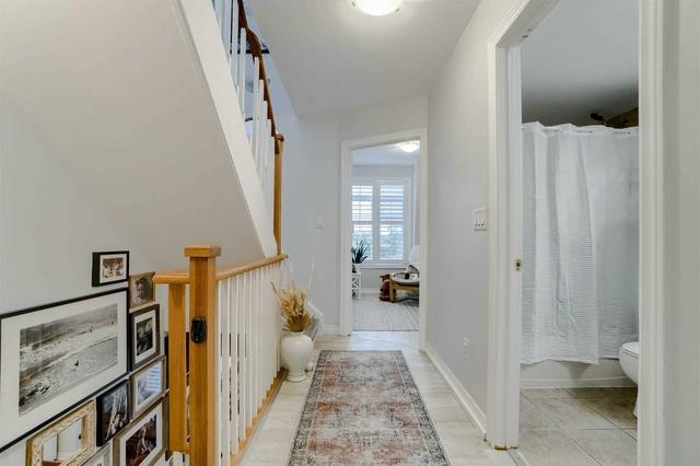 213 - 870 Jane St, Townhouse with 2 bedrooms, 2 bathrooms and 1 parking in Toronto ON | Image 2