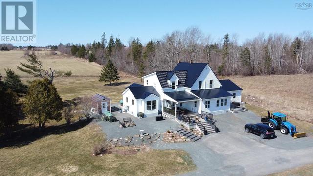 223 Scotch Hill Road, House detached with 6 bedrooms, 2 bathrooms and null parking in Pictou, Subd. A NS | Image 5