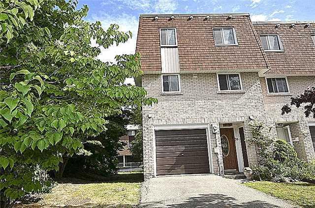 Th30 - 141 Clark Ave, Townhouse with 3 bedrooms, 2 bathrooms and 2 parking in Markham ON | Image 1