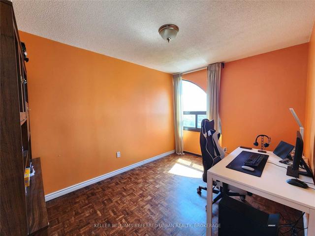 1812 - 50 Mississauga Valley Blvd, Condo with 3 bedrooms, 2 bathrooms and 2 parking in Mississauga ON | Image 7
