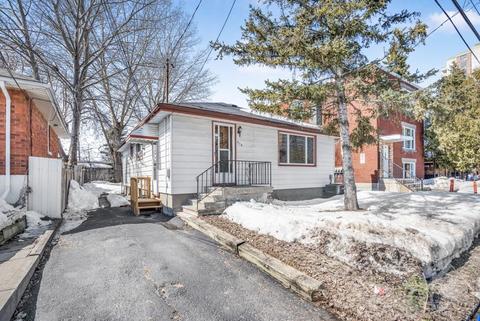 314 Lafontaine Avenue, House detached with 6 bedrooms, 2 bathrooms and 2 parking in Ottawa ON | Card Image