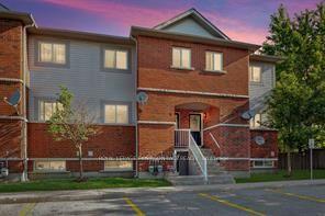 4 - 237 Ferndale Dr S, Townhouse with 2 bedrooms, 1 bathrooms and 1 parking in Barrie ON | Image 12