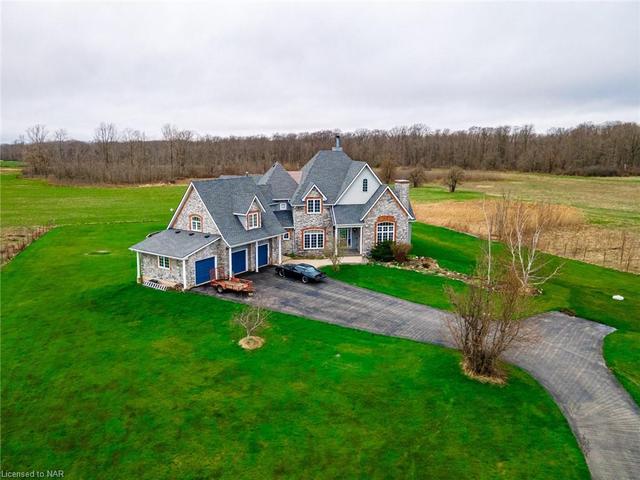 20816 Graybiel Road, House detached with 7 bedrooms, 3 bathrooms and 13 parking in Wainfleet ON | Image 1
