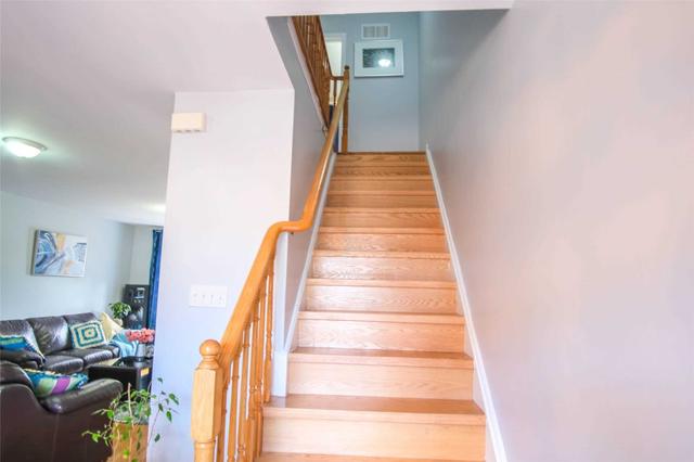 120 Trudelle St, Townhouse with 3 bedrooms, 2 bathrooms and 1 parking in Toronto ON | Image 9
