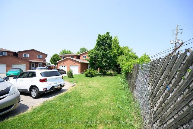 724 Dunn Ave, House attached with 3 bedrooms, 2 bathrooms and 3 parking in Hamilton ON | Image 34