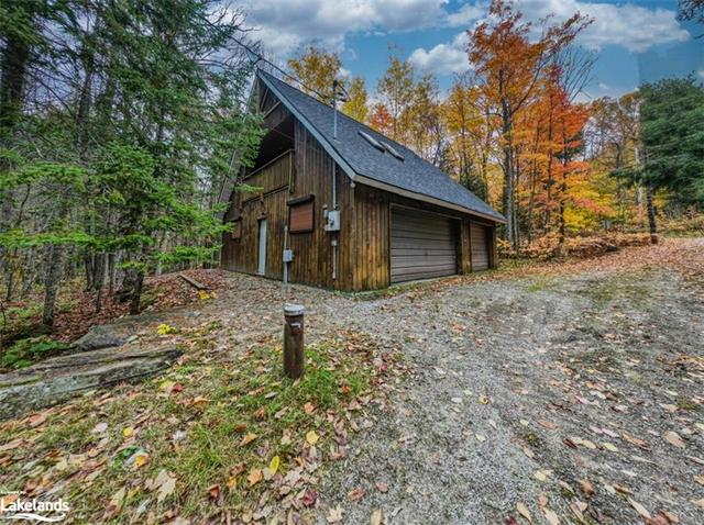 1009 Scotts Boathouse Road, House detached with 5 bedrooms, 2 bathrooms and 8 parking in Lake of Bays ON | Image 32