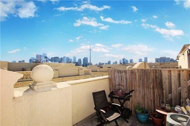 th26 - 78 Carr St, Townhouse with 2 bedrooms, 2 bathrooms and 1 parking in Toronto ON | Image 1