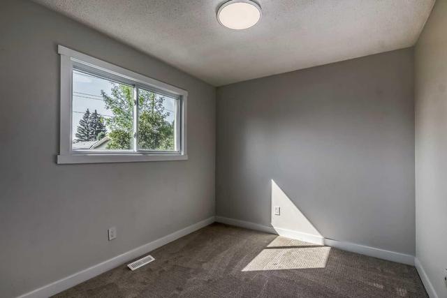 411 68 Street Ne, House detached with 3 bedrooms, 1 bathrooms and 3 parking in Calgary AB | Image 24